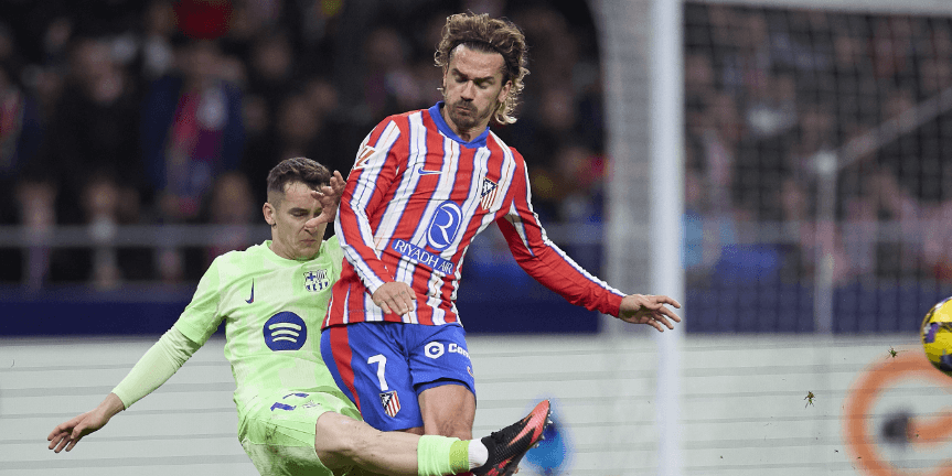 ملعب ميتروبوليتانو يسبب مشكلات للاعبي أتلتيكو مدريد وبرشلونة؛ الأمطار المستمرة في مدريد تجعل الملعب ثقيلاً